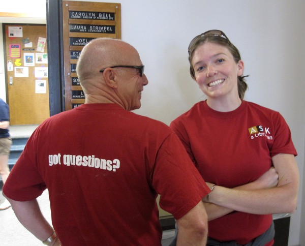 LibrariansMoveIn2010 005